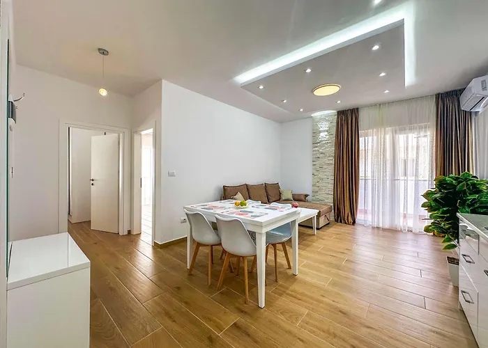 Sea Pearl Retreat F69 Apartman *