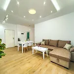 Sea Pearl Retreat F69 *