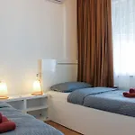 Sea Pearl Retreat F69 *