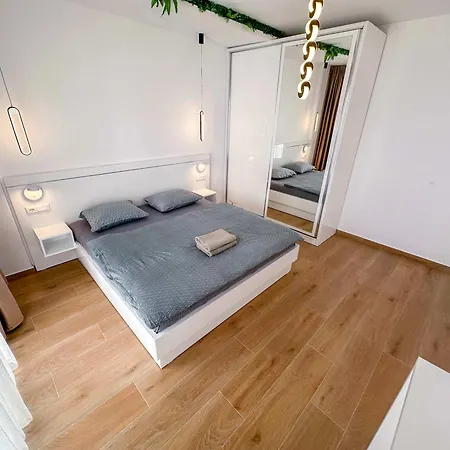 Sea Pearl Retreat F69 Apartment Golem (Tirana)